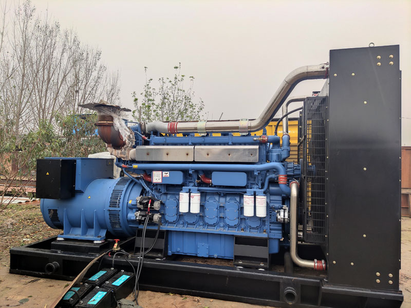 高碑店柴油发电机组更换机油时,应遵循哪些步骤?