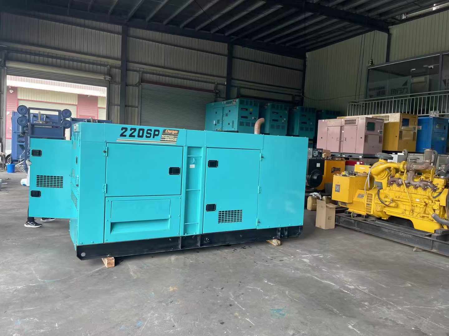 高碑店800kW 柴油发电机的输出电流波动范围是多少？