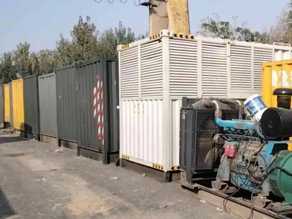 高碑店200KW柴油发电机机组每小时油耗是多少？